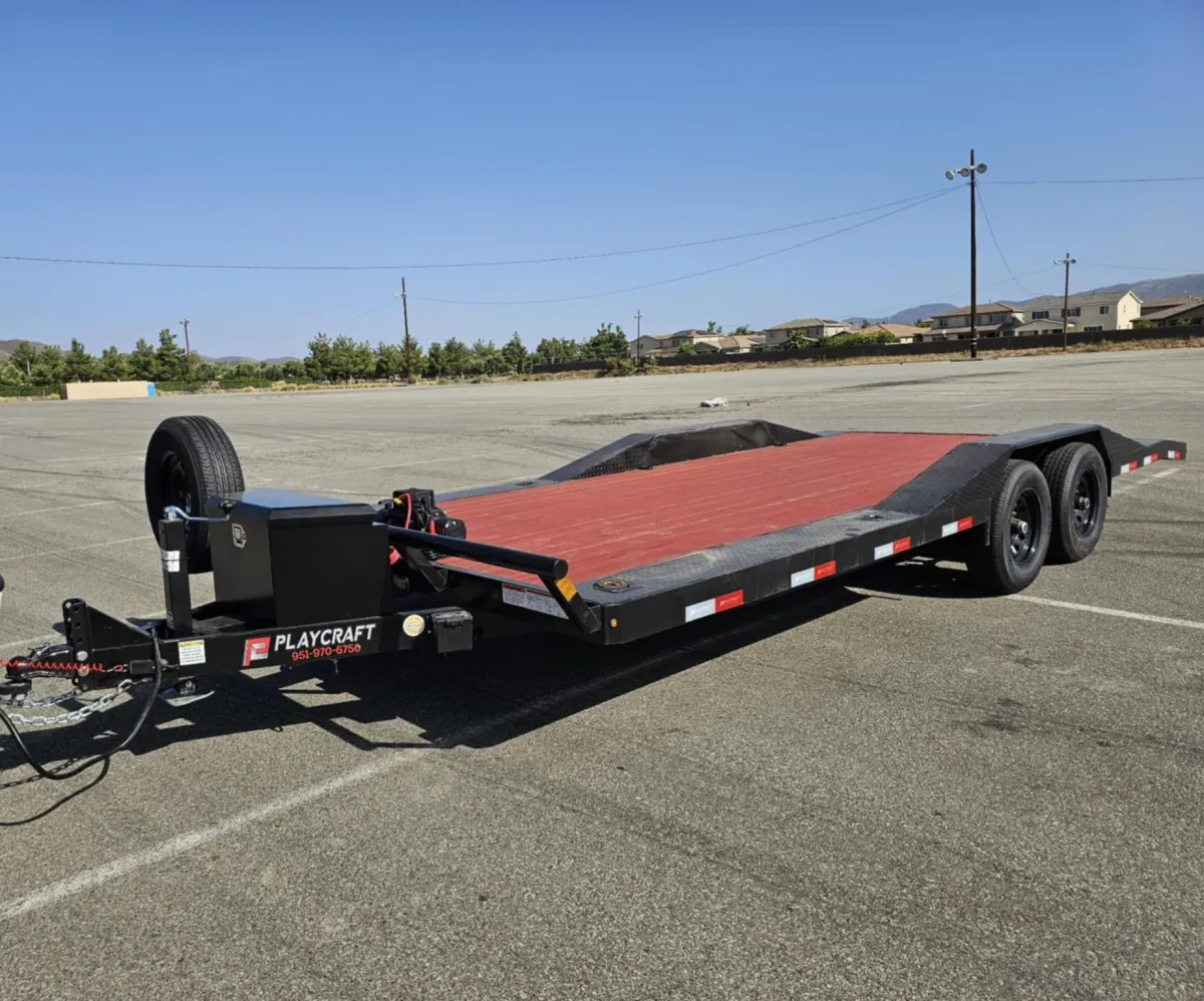 20 foot car hauler trailer rental in Wildomar CA for transporting vehicles and ATVs